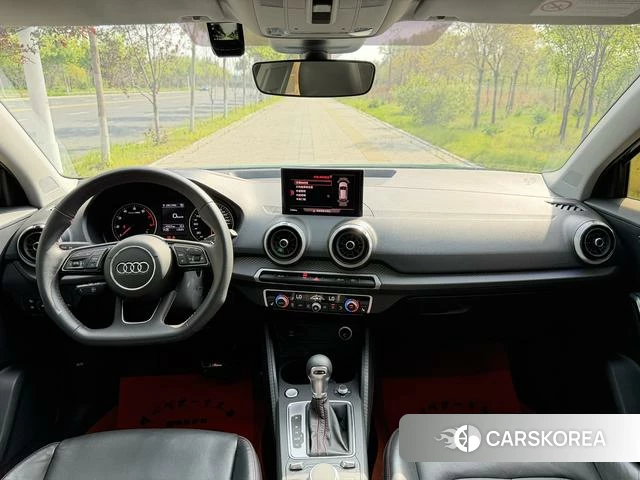 Audi Q2L id 4374712 из Китая 14