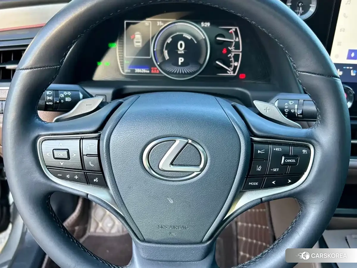 Lexus ES id 4680833 из Китая 7