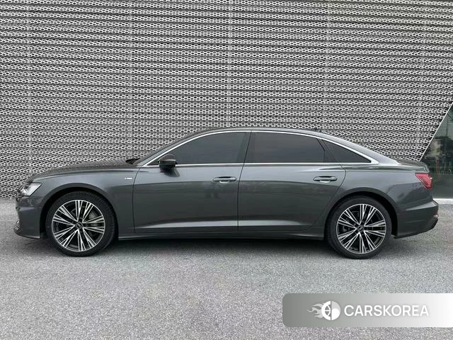 Audi A6L id 4273408 из Китая 9