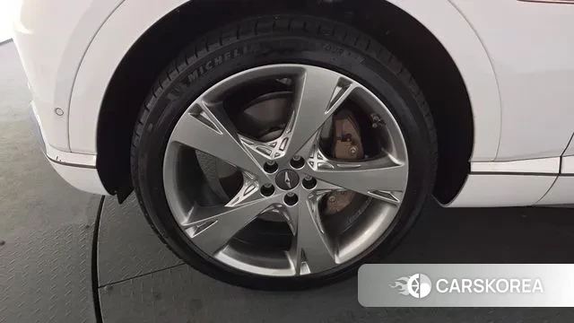 Genesis GV80 id 3685118 из Кореи 16