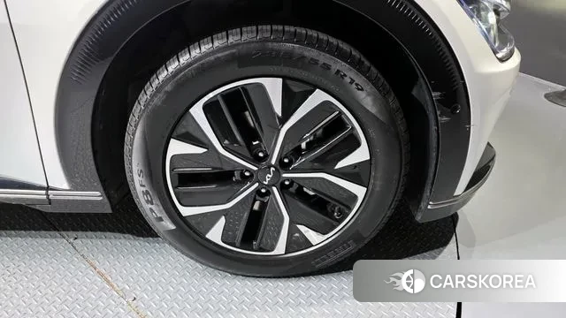 Kia EV6 id 3432685 из Кореи 15