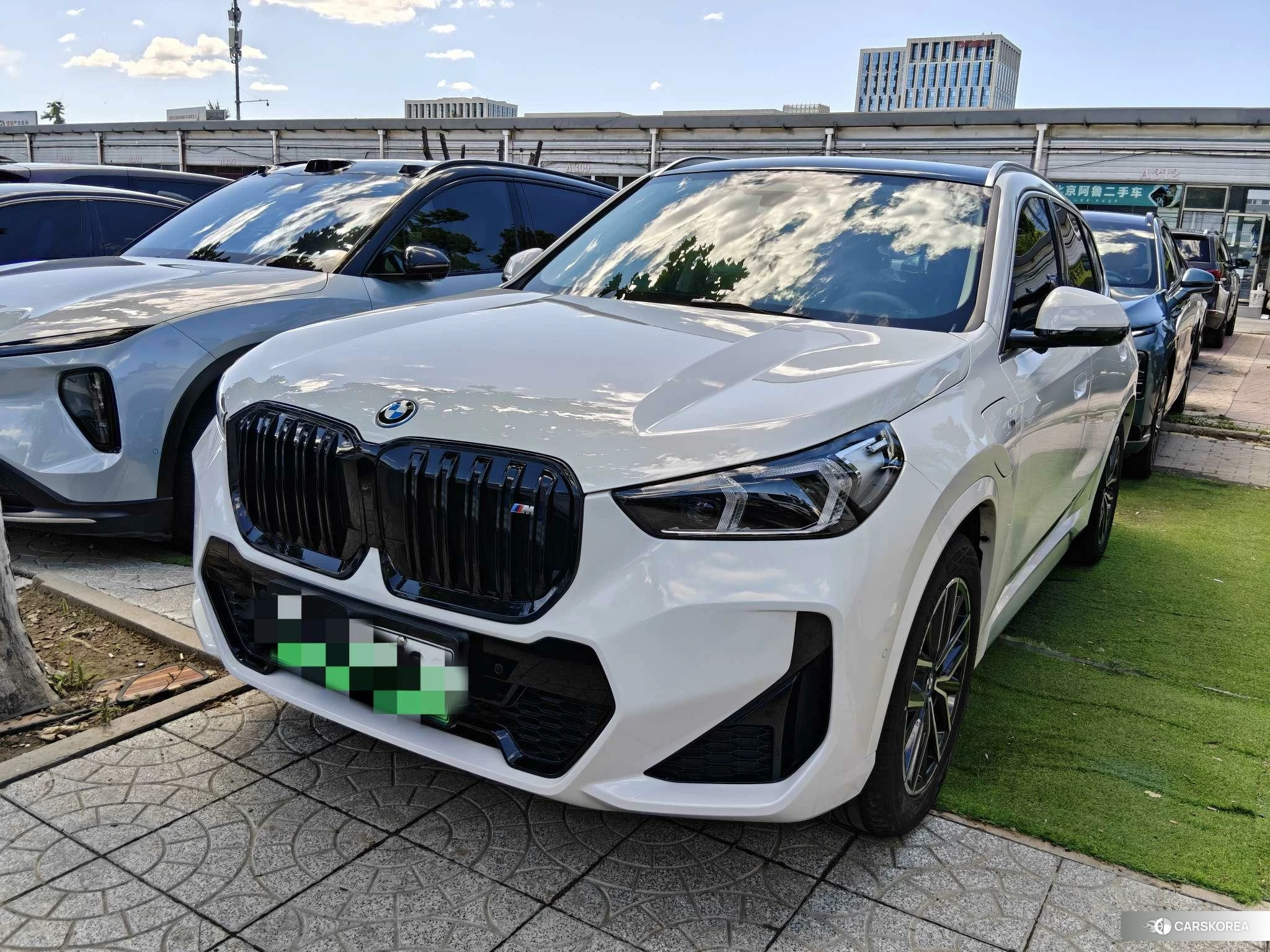 BMW iX1 id 4452221 из Китая 7