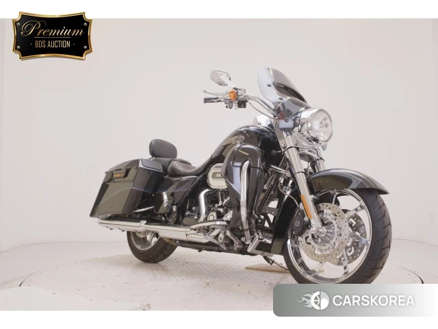 Harley-Davidson Road King Custom FLHRSE1800CVO 2013 из Японии, фото 4