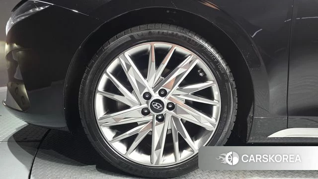 Hyundai The New Grandeur IG id 4603562 из Кореи 28