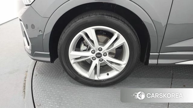 Audi Q3 (F3) id 4650480 из Кореи 15