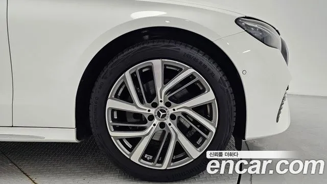 Mercedes-Benz E-Class W214 id 2810564 из Кореи 15