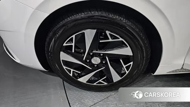 Hyundai The New Grandeur IG Hybrid id 3148256 из Кореи 15