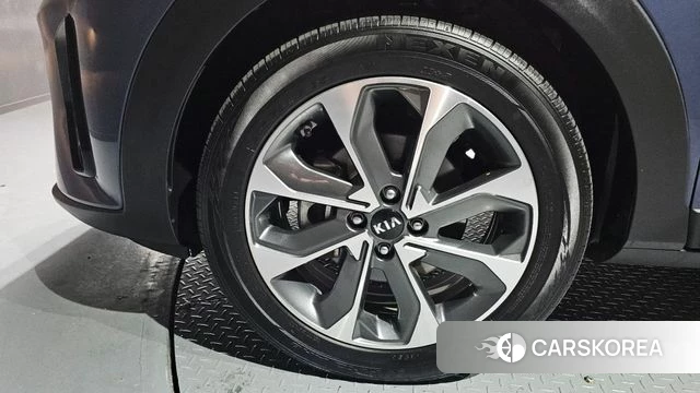 Kia Stonic id 4294975 из Кореи 15