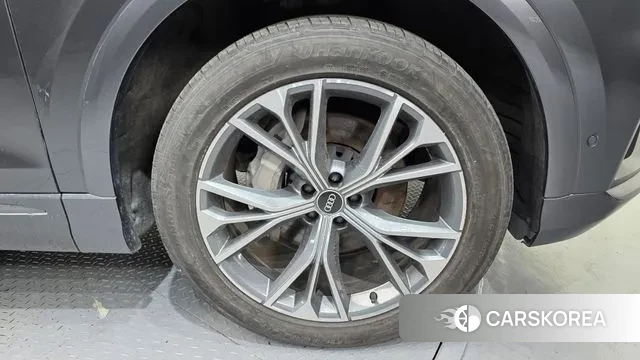 Audi Q8 (4M) id 3697419 из Кореи 15