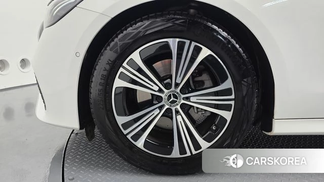 Mercedes-Benz E-Class W214 id 3952792 из Кореи 15