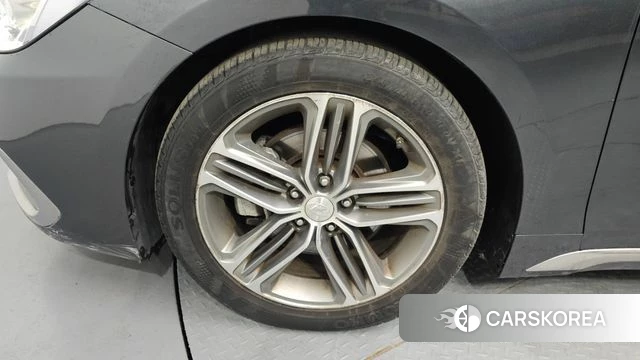 Hyundai Grandeur IG id 3814103 из Кореи 15