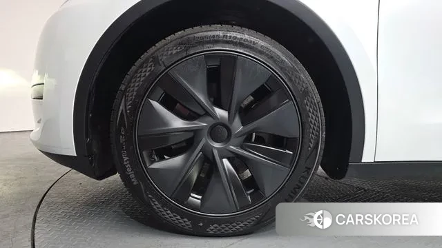 Tesla Model Y id 3776108 из Кореи 15