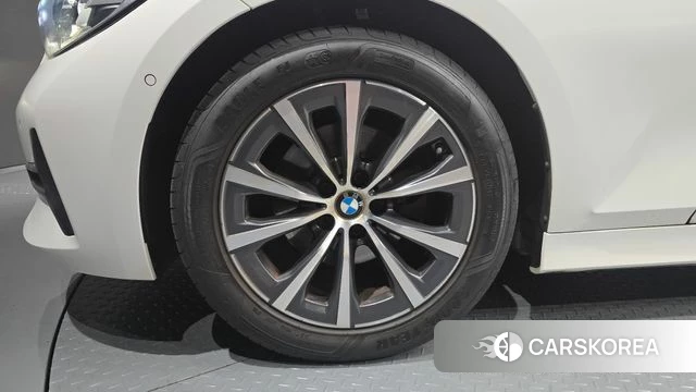 BMW 3 Series (G20) id 4672031 из Кореи 27
