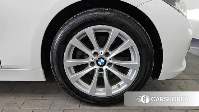 BMW 3 Series (F30) id 3703653 из Кореи 15