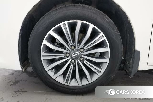GAC Trumpchi Trumpchi M6 id 4210313 из Китая 19