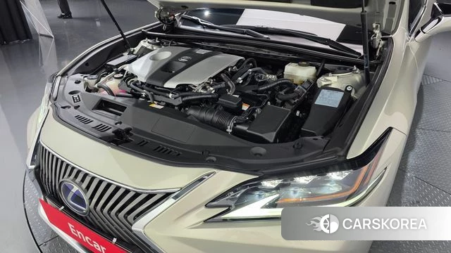 Lexus ES300h 7th generation id 4543330 из Кореи 29