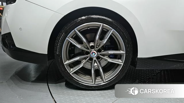 BMW 2 Series (G42) id 4302618 из Кореи 26
