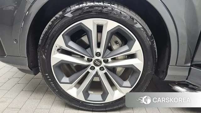 Audi Q7 (4M) id 2915155 из Кореи 15