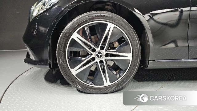 Mercedes-Benz C-Class W205 id 4626075 из Кореи 27
