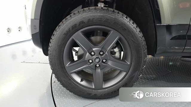 Land Rover Defender (L663) id 3952522 из Кореи 15