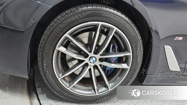 BMW 5 Series (G30) id 3448402 из Кореи 15