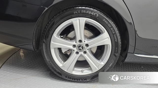 Mercedes-Benz E-Class W213 id 4525947 из Кореи 29