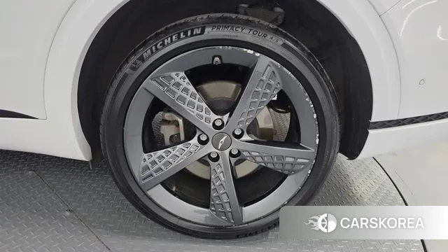 Genesis GV70 id 3384325 из Кореи 15