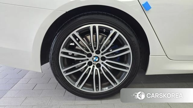 BMW 5 Series (G30) id 4530293 из Кореи 29