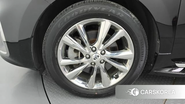 Kia The New Carnival id 4508248 из Кореи 28