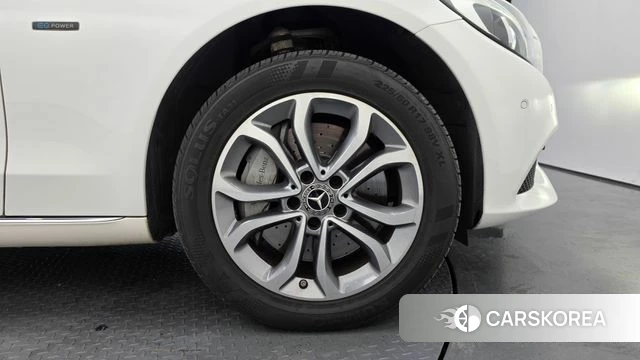 Mercedes-Benz C-Class W205 id 4751213 из Кореи 28