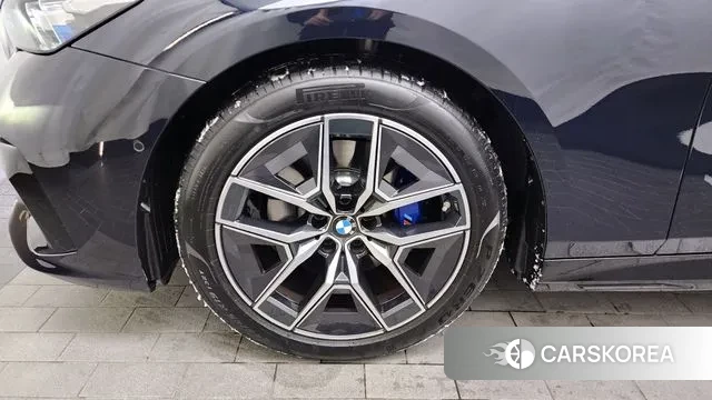 BMW 5 Series (G60) id 3447086 из Кореи 15