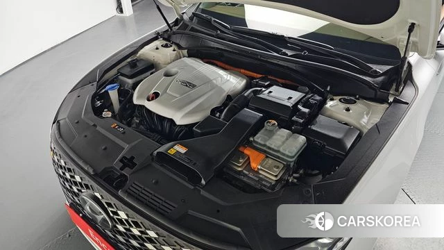 Hyundai The New Grandeur IG Hybrid id 4344954 из Кореи 34