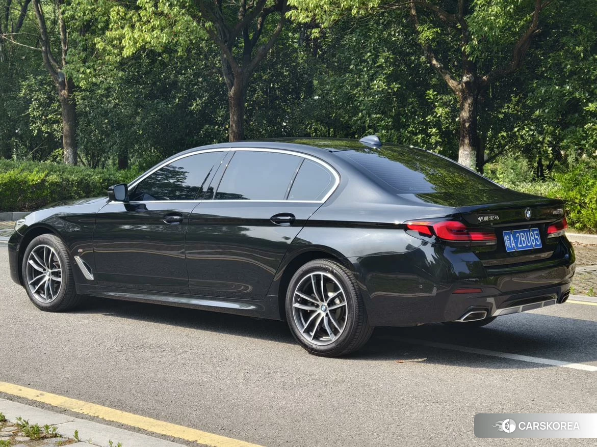 BMW 5 series 2020 Черный из Китая, фото 5