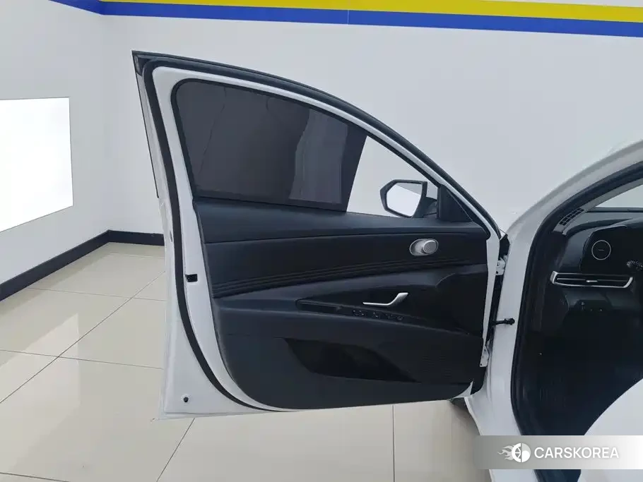 Hyundai Elantra id 4649328 из Китая 12