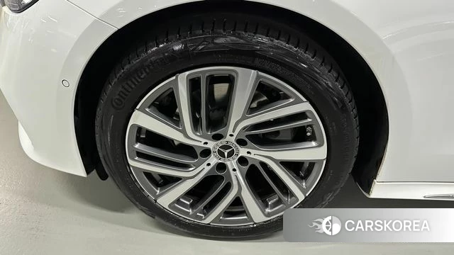 Mercedes-Benz E-Class W214 id 3914340 из Кореи 14