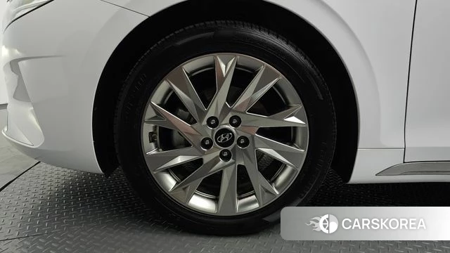 Hyundai The New Grandeur IG Hybrid id 4641221 из Кореи 15