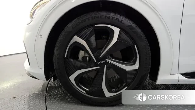 Kia EV6 id 2900707 из Кореи 15