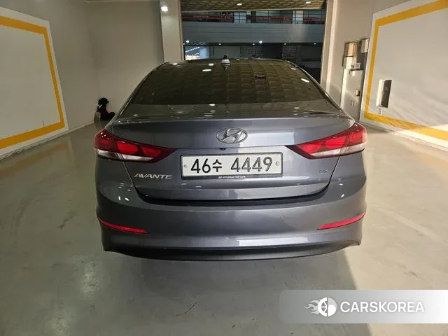 Hyundai Avante AD id 3651768 из Кореи 14