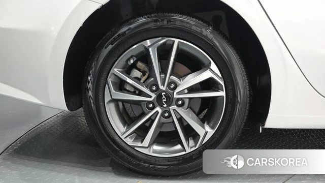Kia The New K3 2nd generation id 4854560 из Кореи 25
