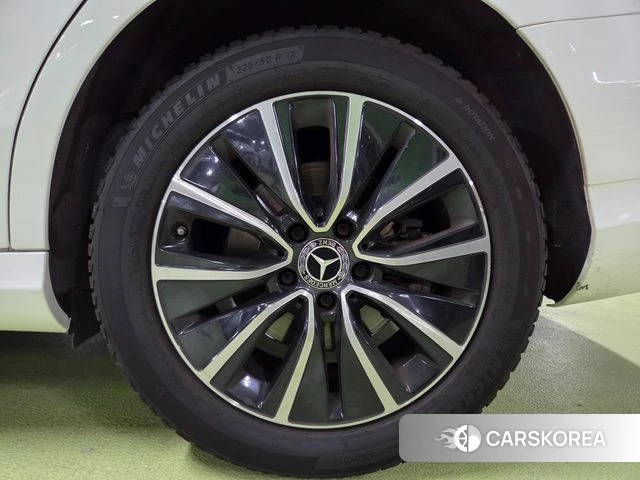 Mercedes-Benz C-Class W205 id 4647391 из Кореи 12