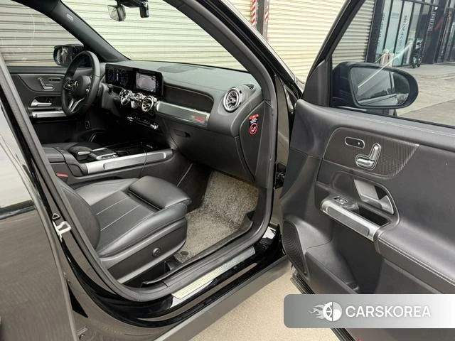 Mercedes-Benz GLB id 4359630 из Китая 21