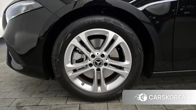 Mercedes-Benz A-Class W177 id 3745108 из Кореи 15