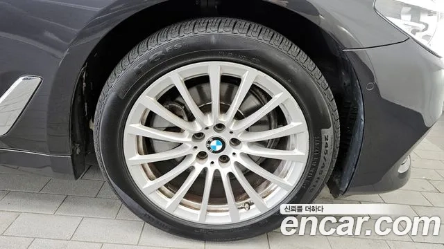 BMW 5 Series (G30) id 2951443 из Кореи 15