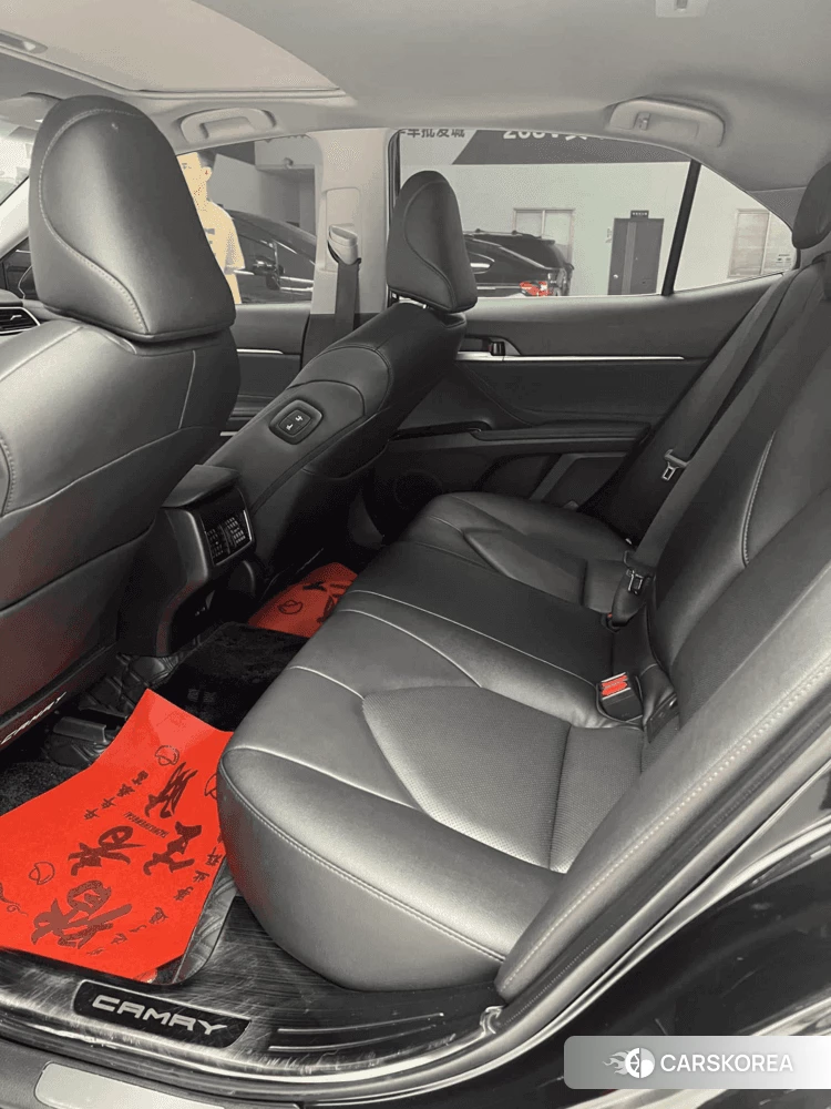 Toyota Camry 2023 Черный из Китая, фото 5