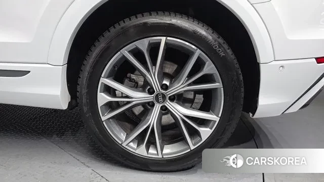 Audi Q8 (4M) id 3752937 из Кореи 15