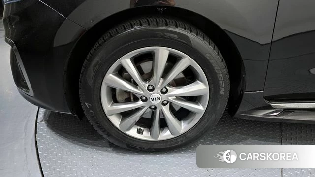 Kia The New Carnival id 3966210 из Кореи 15