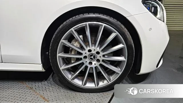 Mercedes-Benz E-Class W213 id 2989605 из Кореи 15