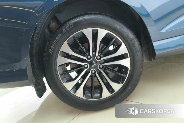 Wuling Automobile Capgemini Victory id 4236807 из Китая 12
