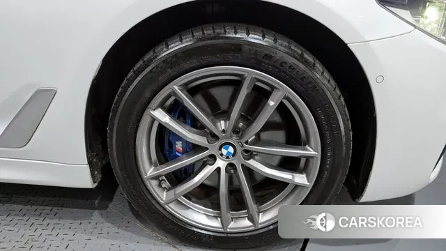 BMW 5 Series (G30) id 3474880 из Кореи 15