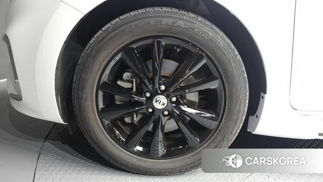 Kia The New Carnival id 4581421 из Кореи 25